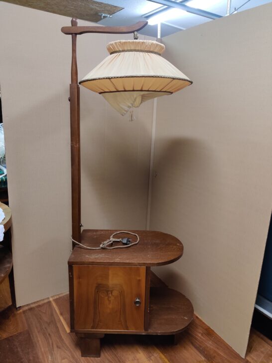 Funk põrandalamp , kapp